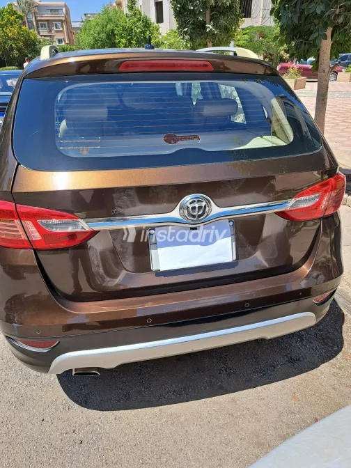 Brilliance V5 2013 White Used for Sale - 7