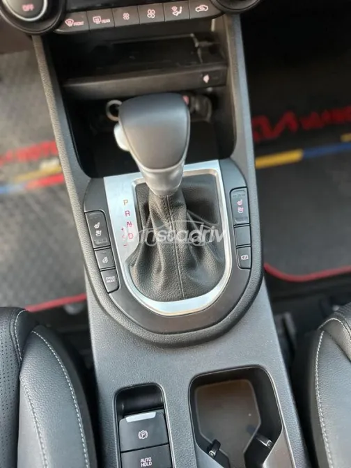 كيا K3 2022 أبيض مستعملة للبيع - 10