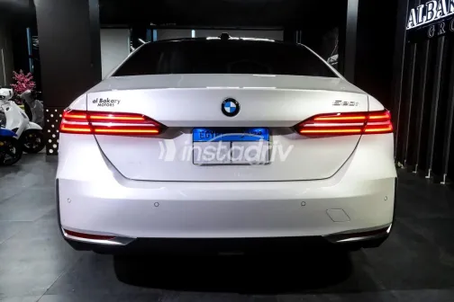 بي ام دبليو 520 2026 أبيض مستعملة للبيع - 6