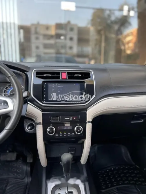 Toyota Rush 2021 Brown Used for Sale - 5