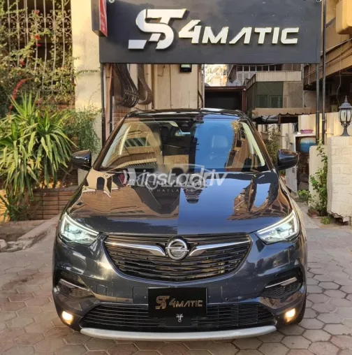 Opel Grandland 2019 Gray Used for Sale - 1