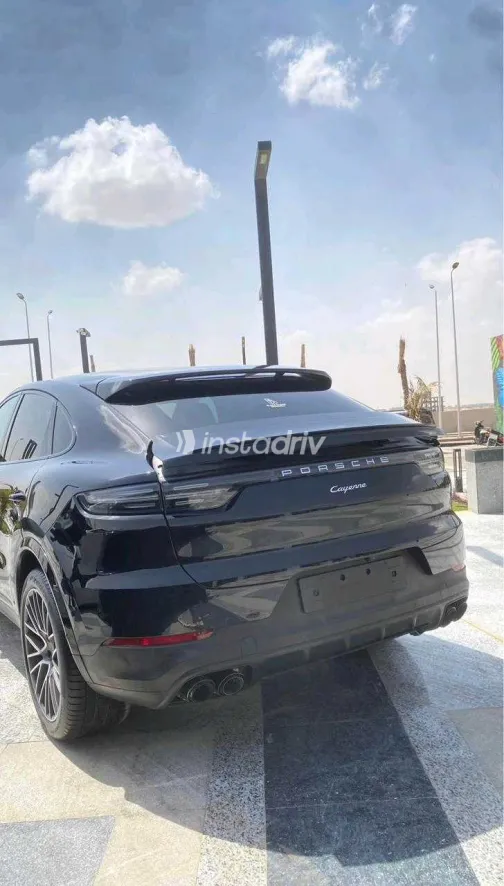 Porsche Cayenne S 2020 White Used for Sale - 3