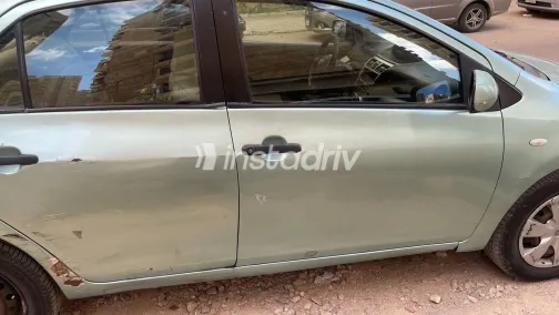 Toyota Yaris 2006 White Used for Sale - 7