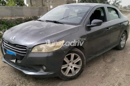 Peugeot 301 2016 White Used for Sale - 1
