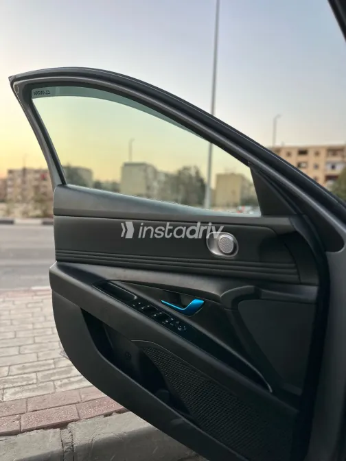 هيونداي إلنترا سى ان 7 2021 أبيض مستعملة للبيع - 8