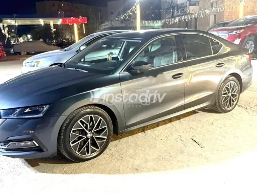 سكودا اوكتافيا 2021 أسود مستعملة للبيع - 5