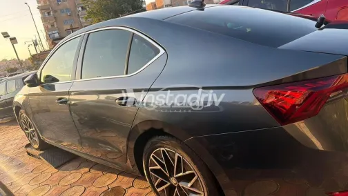 سكودا اوكتافيا 2021 أسود مستعملة للبيع - 8