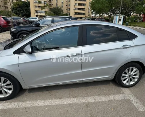 شيرى اريزو 5 2020 فضي مستعملة للبيع - 2