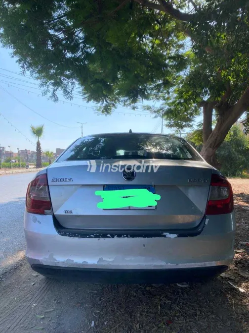 Skoda Rapid 2015 White Used for Sale - 1
