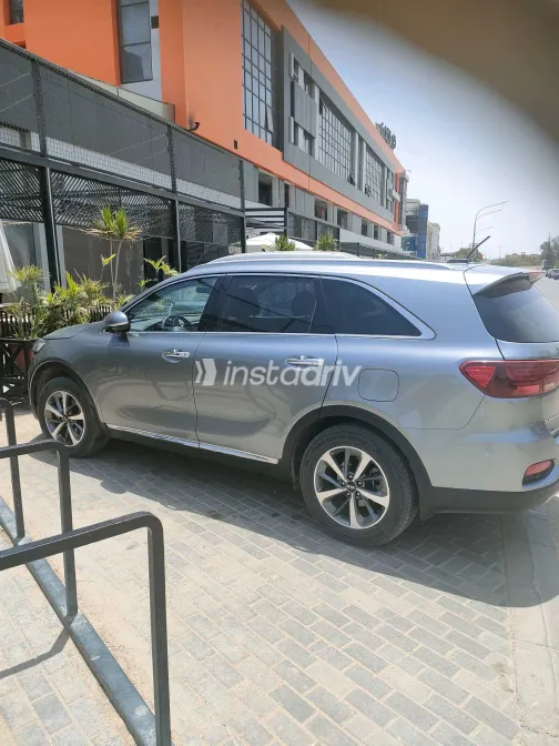 Kia Sorento 2020 White Used for Sale - 3