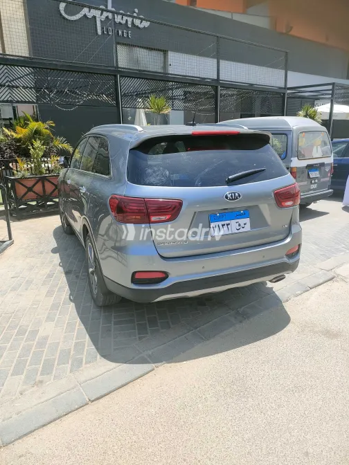 Kia Sorento 2020 White Used for Sale - 9