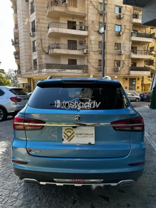 ام جى ار اكس 5 2021 أزرق غامق مستعملة للبيع - 1