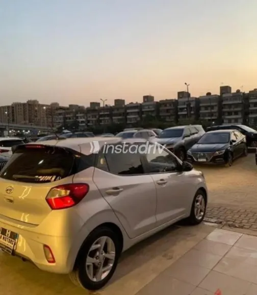 Hyundai I10 2022 White Used for Sale - 4