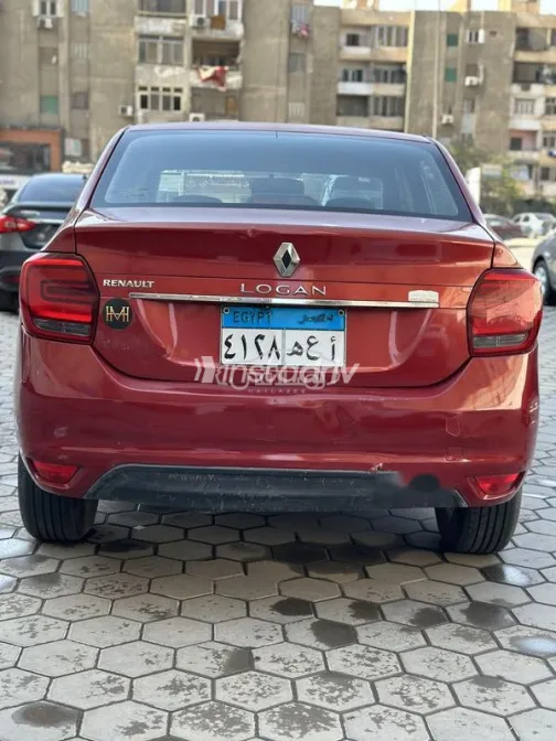 Renault Logan 2018 Dark Red Used for Sale - 9