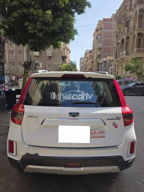 Geely Emgrand X7 2019 White Used for Sale - 2
