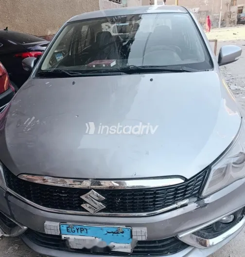 سوزوكى سياز 2022 أبيض مستعملة للبيع - 1