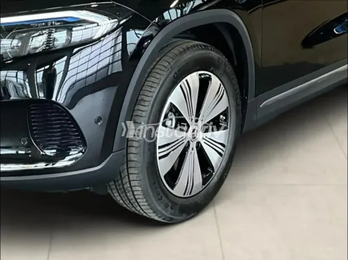 مرسيدس EQB 260 2025 أسود مستعملة للبيع - 7