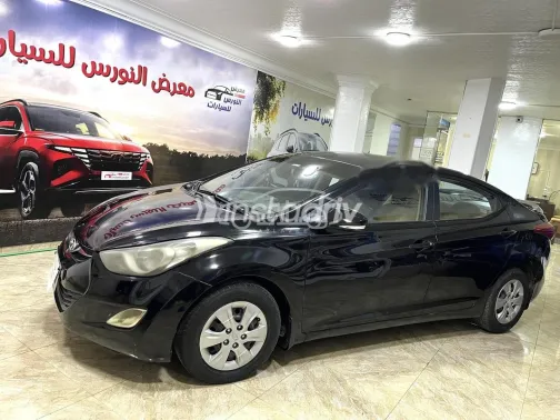 هيونداي إلنترا 2012 أسود مستعملة للبيع - 4