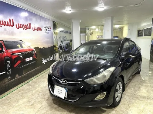 هيونداي إلنترا 2012 أسود مستعملة للبيع - 7