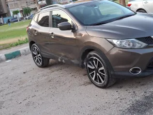 Nissan Qashqai 2018 Brown Used for Sale