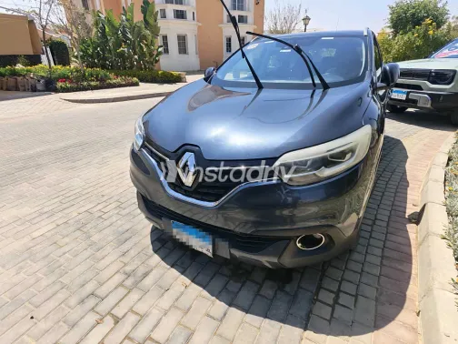 Renault Kadjar 2019 White Used for Sale - 4