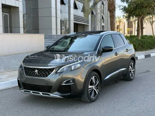 بيجو 3008 2019 أبيض مستعملة للبيع - 3