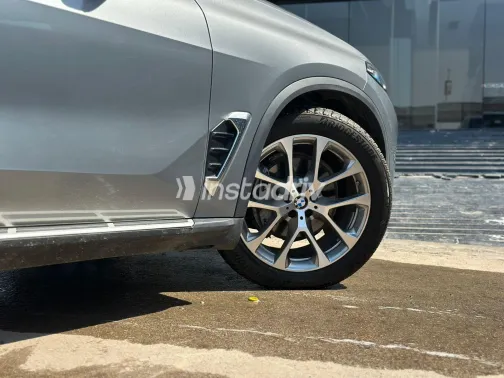 BMW X5 2025 White Used for Sale - 4