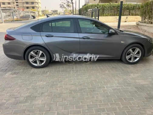 Opel Insignia 2019 White Used for Sale - 4