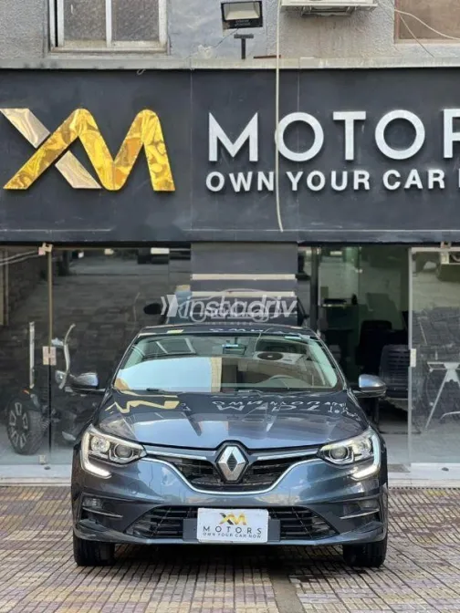 Renault Megane 2022 Gray Used for Sale - 1