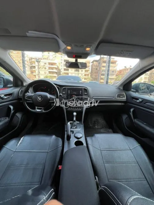 Renault Megane 2022 Gray Used for Sale - 7