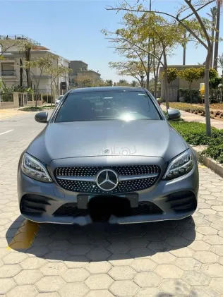 مرسيدس C 180 2019 رمادي مستعملة للبيع