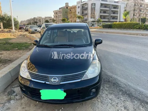 Nissan Tiida 2012 Black Used for Sale - 2