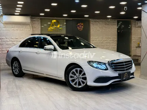 Mercedes E 180 2018 White Used for Sale - 9