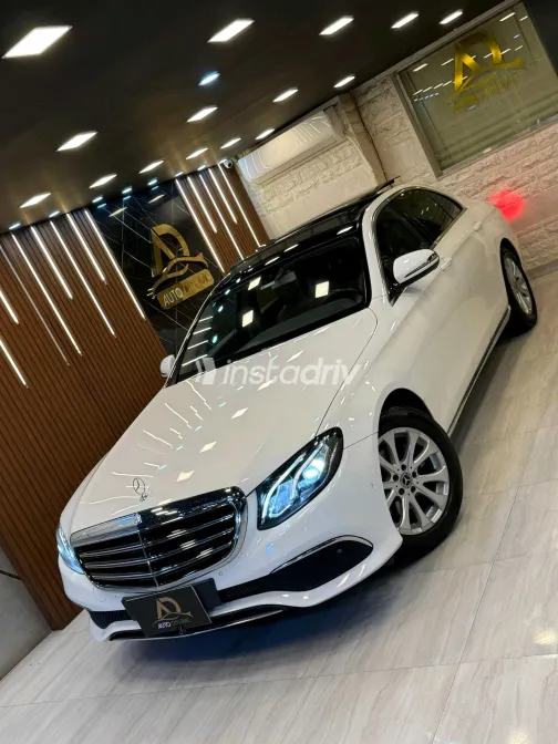 Mercedes E 180 2018 White Used for Sale - 10