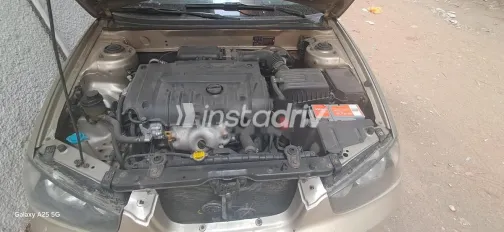 Hyundai Elantra 2001 Mocha Used for Sale - 3