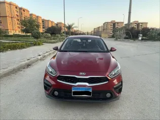 كيا جراند سيراتو 2019 أبيض مستعملة للبيع