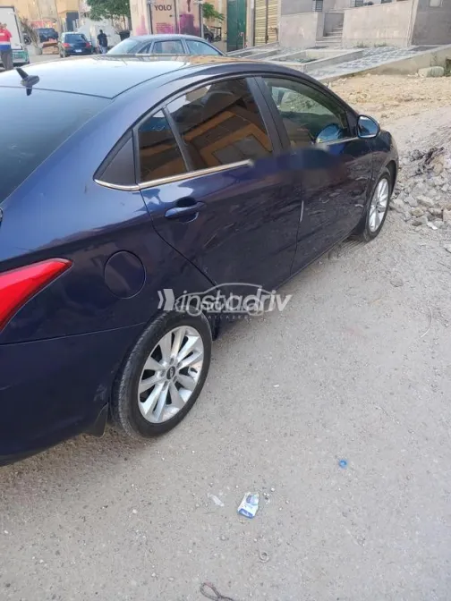 شيرى اريزو 5 2021 أبيض مستعملة للبيع - 1