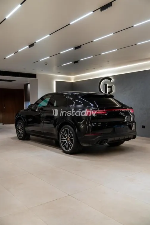 بورش كايين اس 2020 أسود مستعملة للبيع - 5