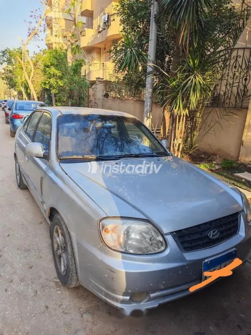 Hyundai Verna 2004 Gray Used for Sale - 1