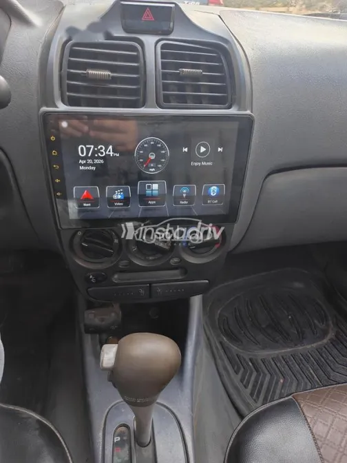 Hyundai Verna 2004 Gray Used for Sale - 7