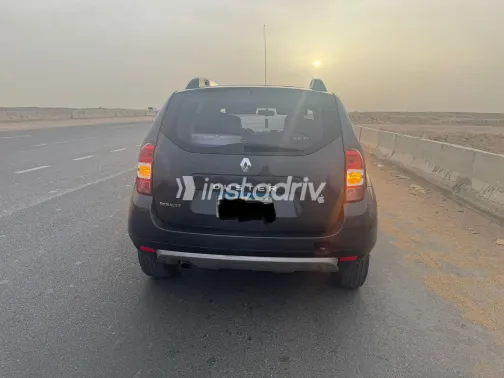 Renault Duster 2018 White Used for Sale - 6