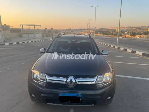 Renault Duster 2018 White Used for Sale - 10