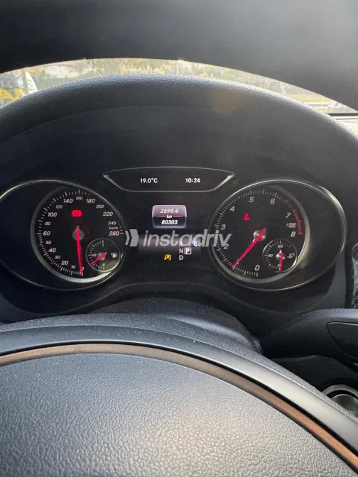 Mercedes GLA 200 2020 White Used for Sale - 4