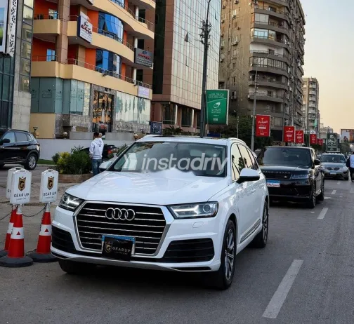 اودي Q7 2019 أبيض مستعملة للبيع - 1