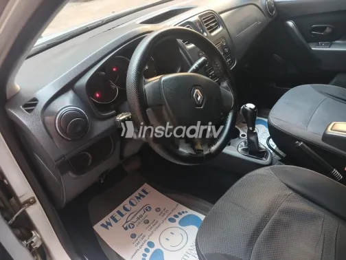 Renault Logan 2017 Silver Used for Sale - 2