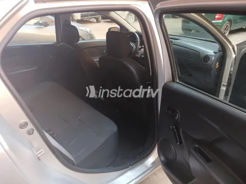 Renault Logan 2017 Silver Used for Sale - 10