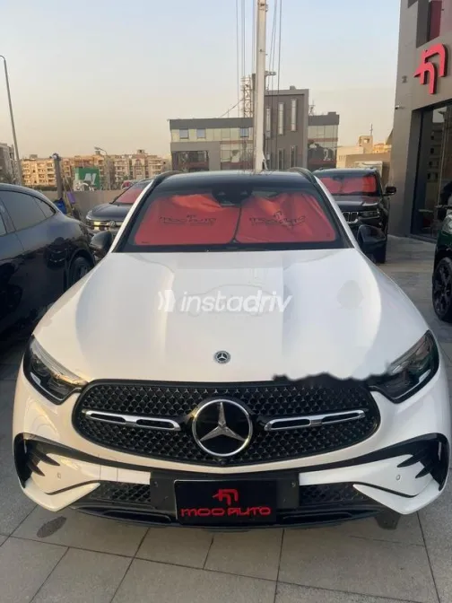 Mercedes GLC 300 2023 White Used for Sale - 1