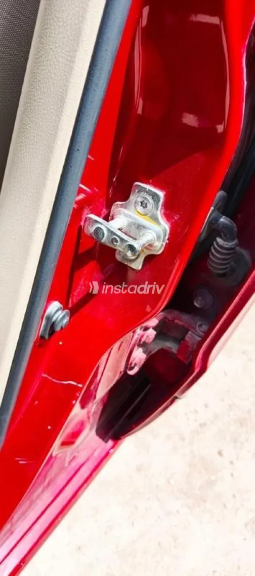 Chevrolet Aveo 2020 White Used for Sale - 10