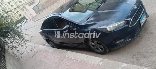 Ford Focus 2017 White Used for Sale - 7