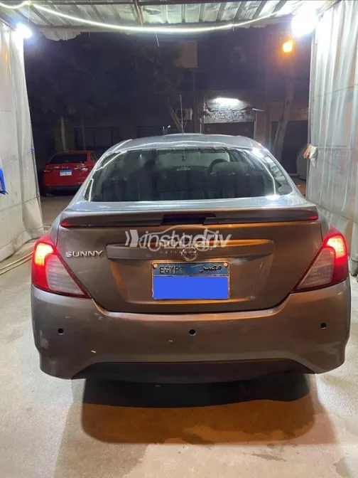Nissan Sunny 2013 Bronze Used for Sale - 2
